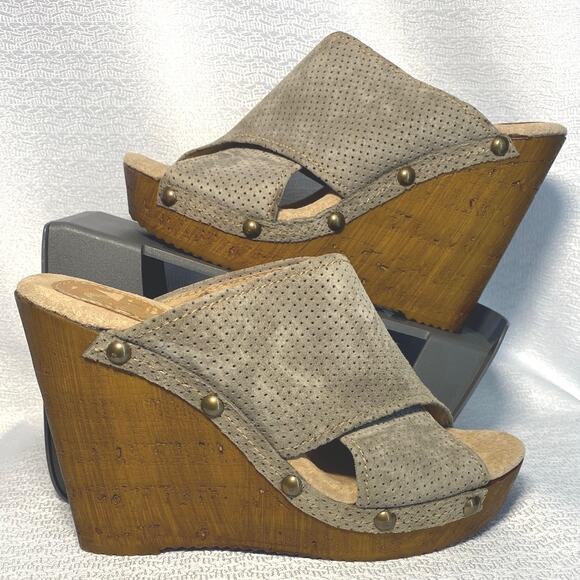 Sbicca khaki Suede Leather Stud Platform Sandals women size 8 M - Picture 2 of 7